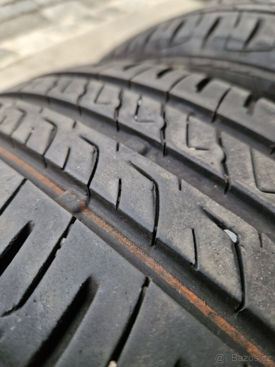 Prodám Barum bravuris 185/60 R 15 H - 2