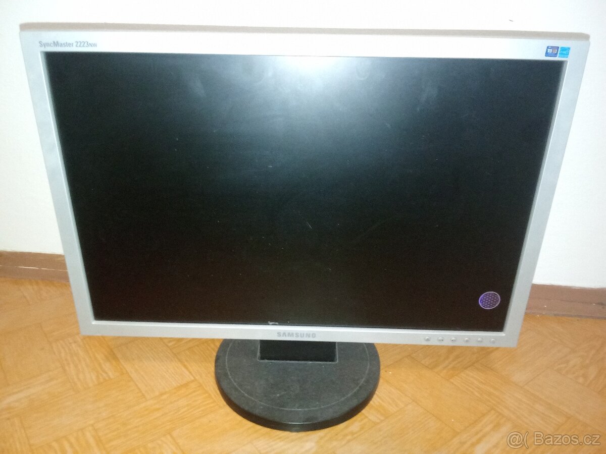 Televize + PC obrazovka - 2