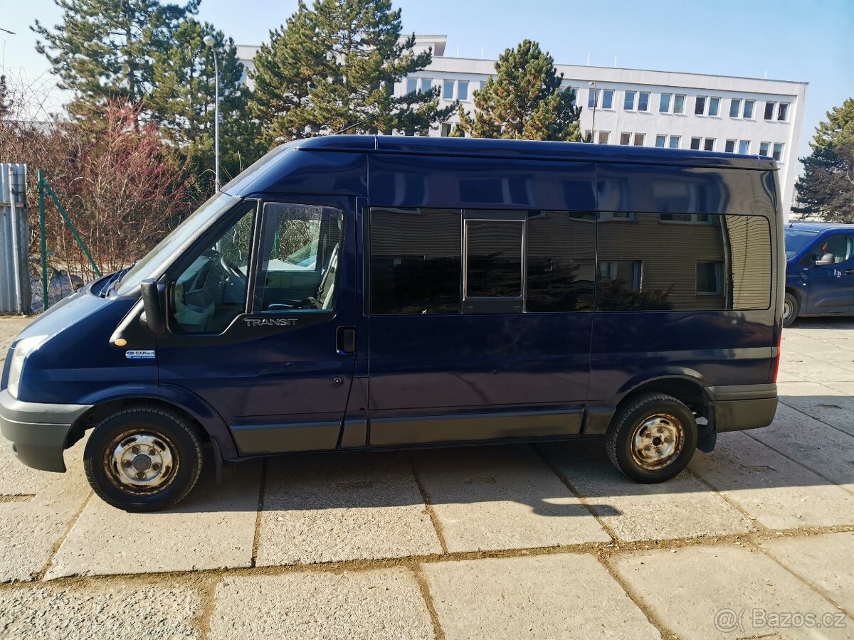 Ford Transit bus - 9 míst, rok 2010, 2,2 nafta 103kW - 2