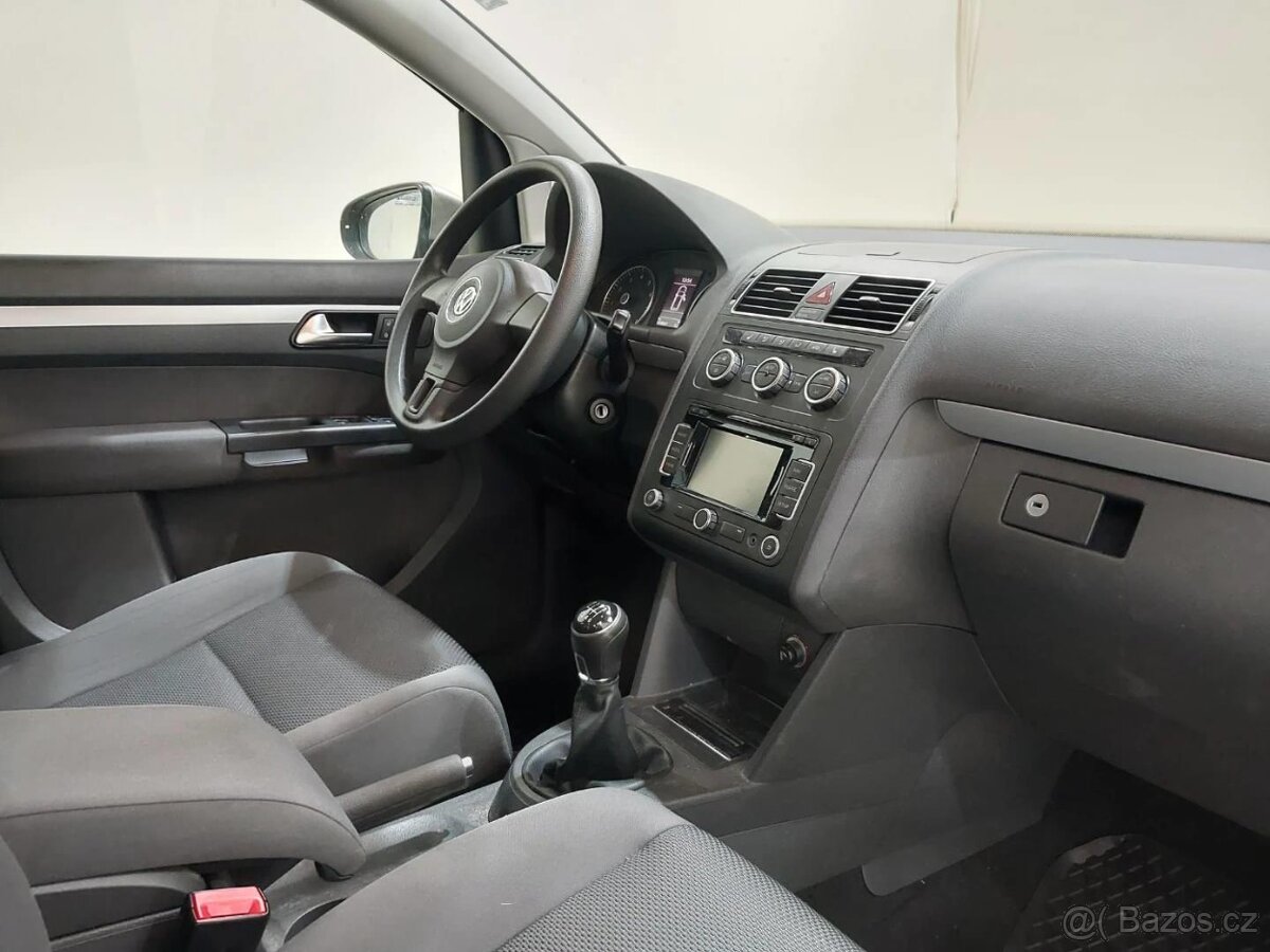 Volkswagen Touran 1.2 Tsi 7-MÍST 77KW 174tkm r.10/2012 TOP - 2