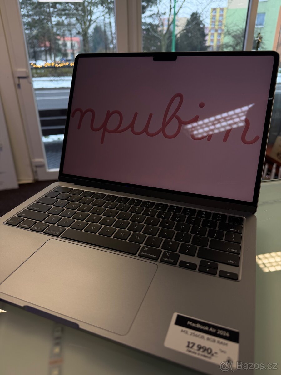 MacBook Air 2024 - M3 - 256GB - 6M ZÁRUKA - 97% BAT - 2