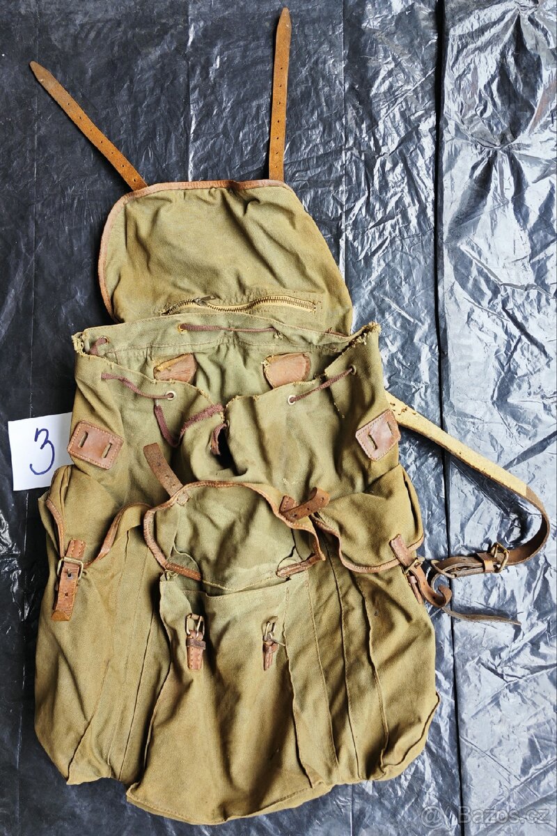 Staré trampské batohy, sumky a somradlo - 2