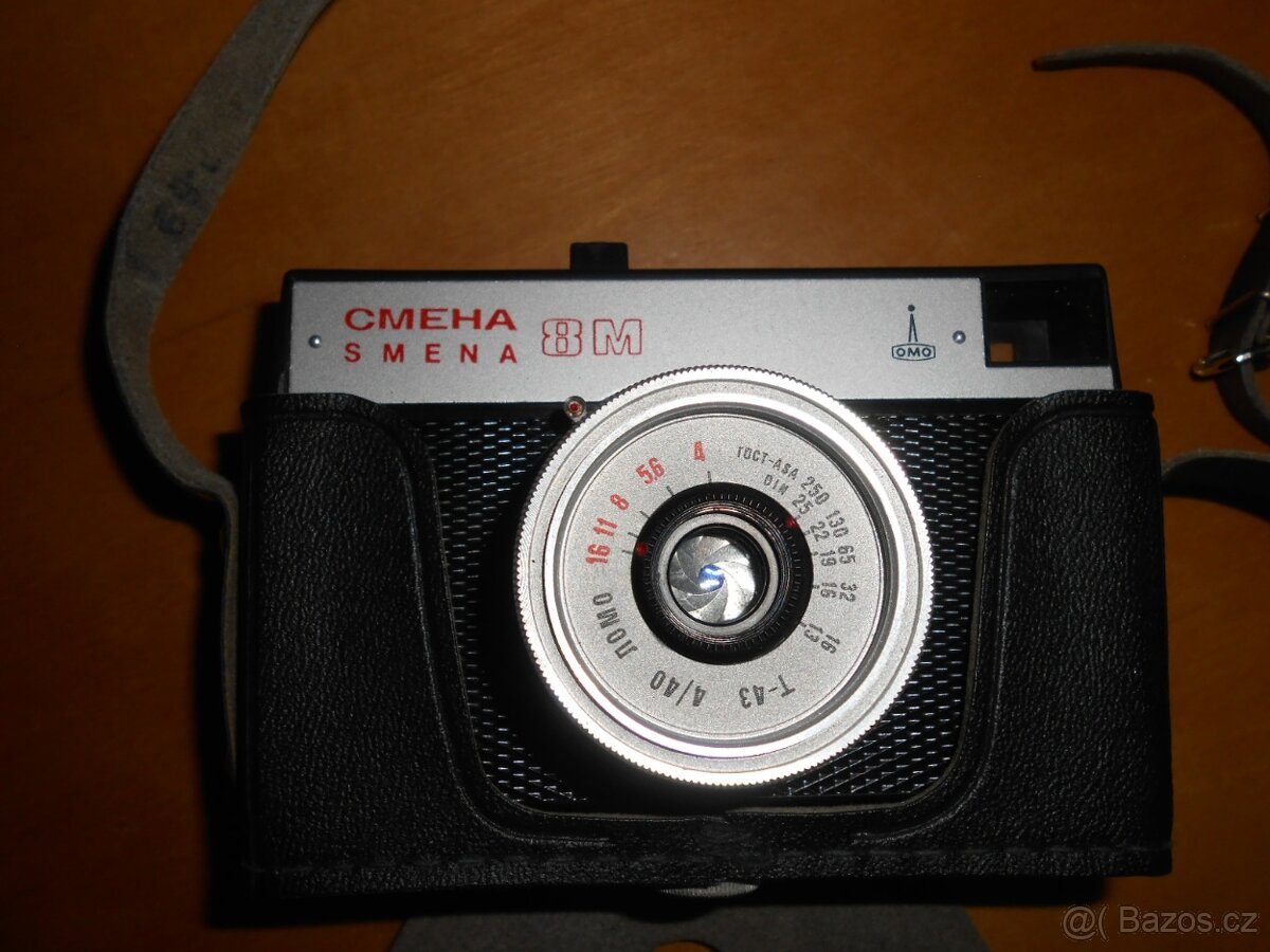Starý sovětský fotoaparát SMENA 8M s pouzdrem - je jako nový - 2