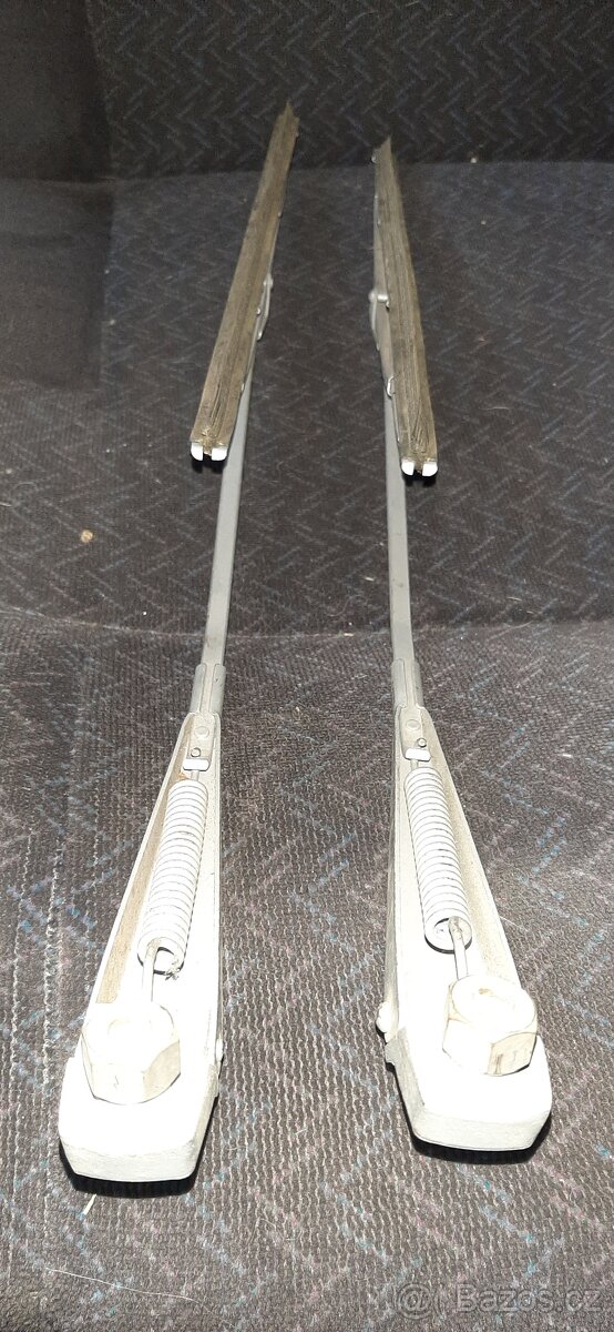 ŠKODA, TATRA, PRAGA, LIAZ a další vozidla nepoužité stěrače - 2