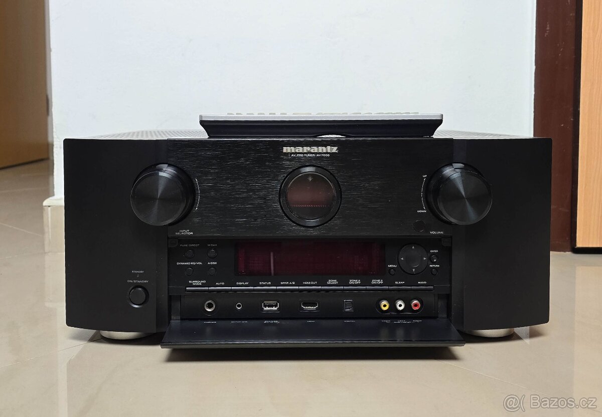 Marantz av-7005 / preamp / XLR / Airplay / Eternet - 2