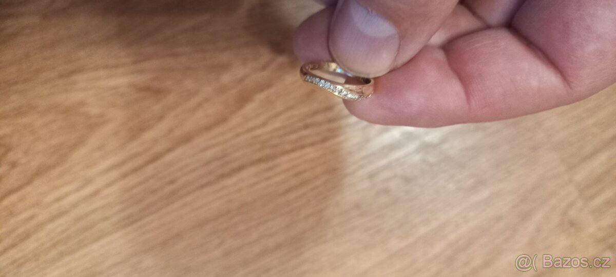Zlatý prsten 14karát. - 2