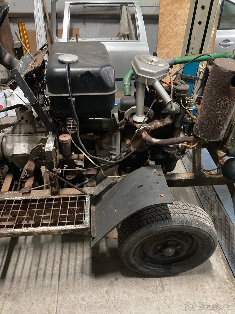 Malotraktor domácí výroby - 2