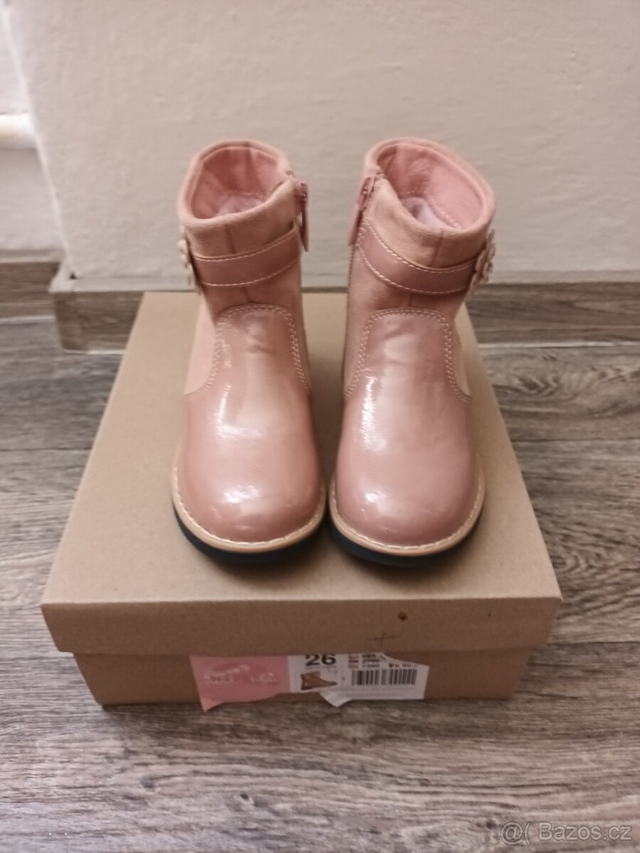 Nové, nenošené růžové dětské polobotky, vel. 26 - 2