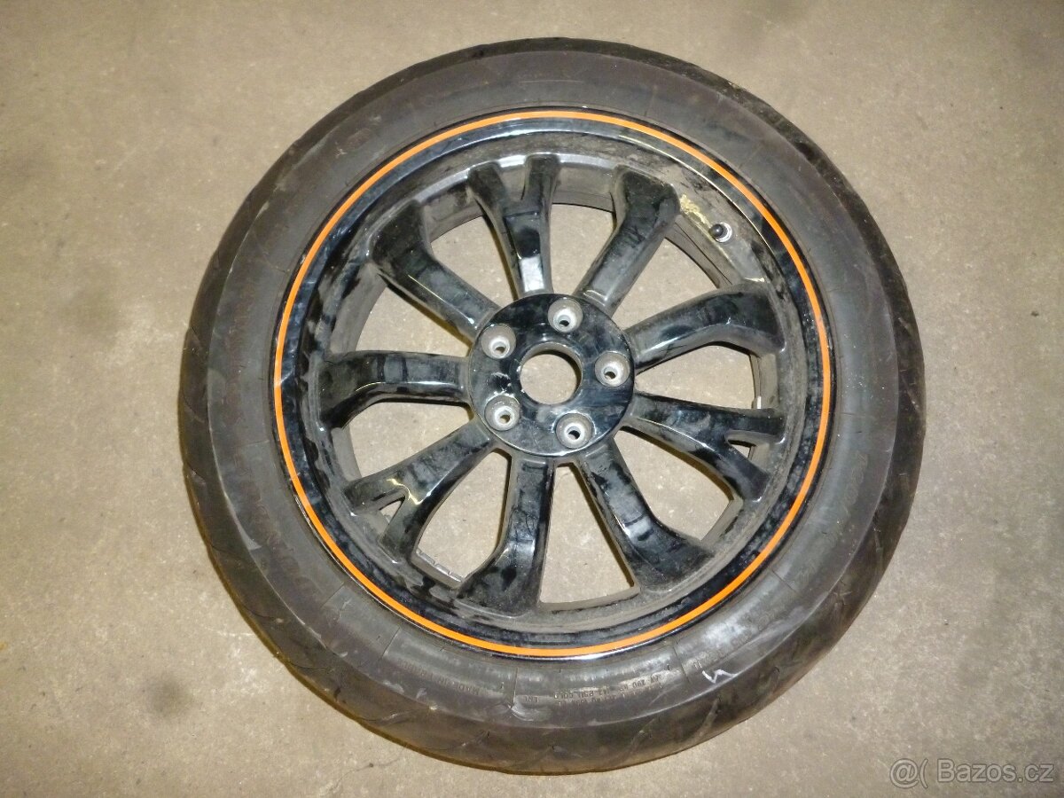 Peugeot Metropolis 400i. Zadní kolo. od 2013 - 2