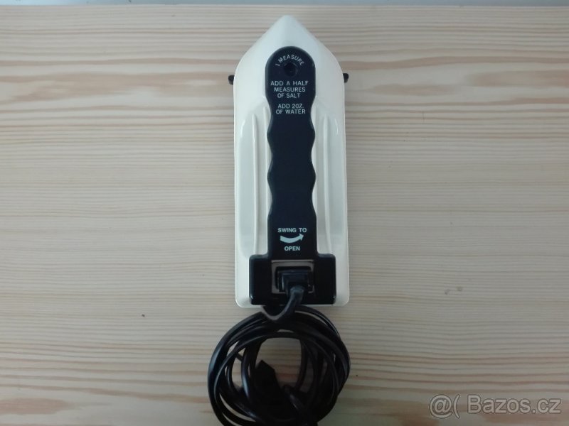 CESTOVNÍ NAPAŘOVACÍ ŽEHLIČKA - 2