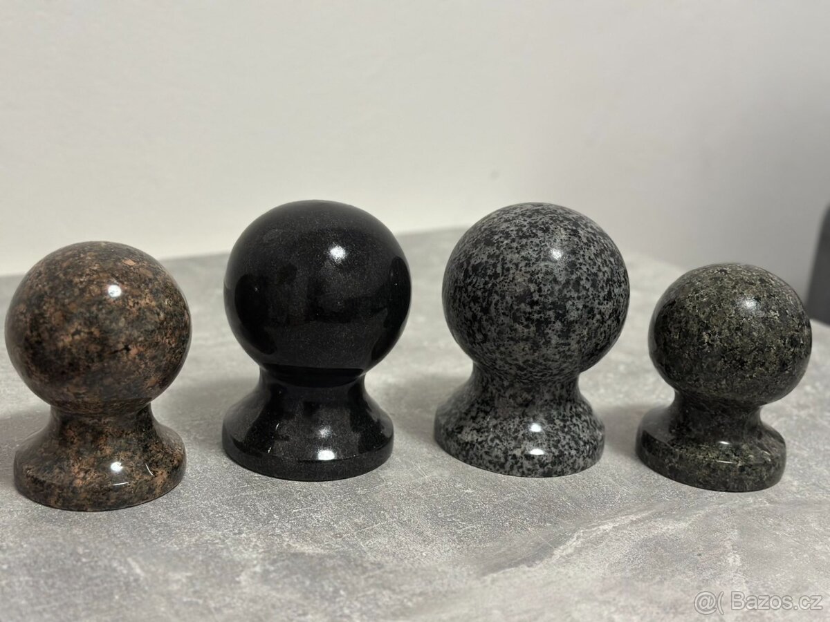 Granitové výrobky – váza, lampy, dekorativní koule - 2