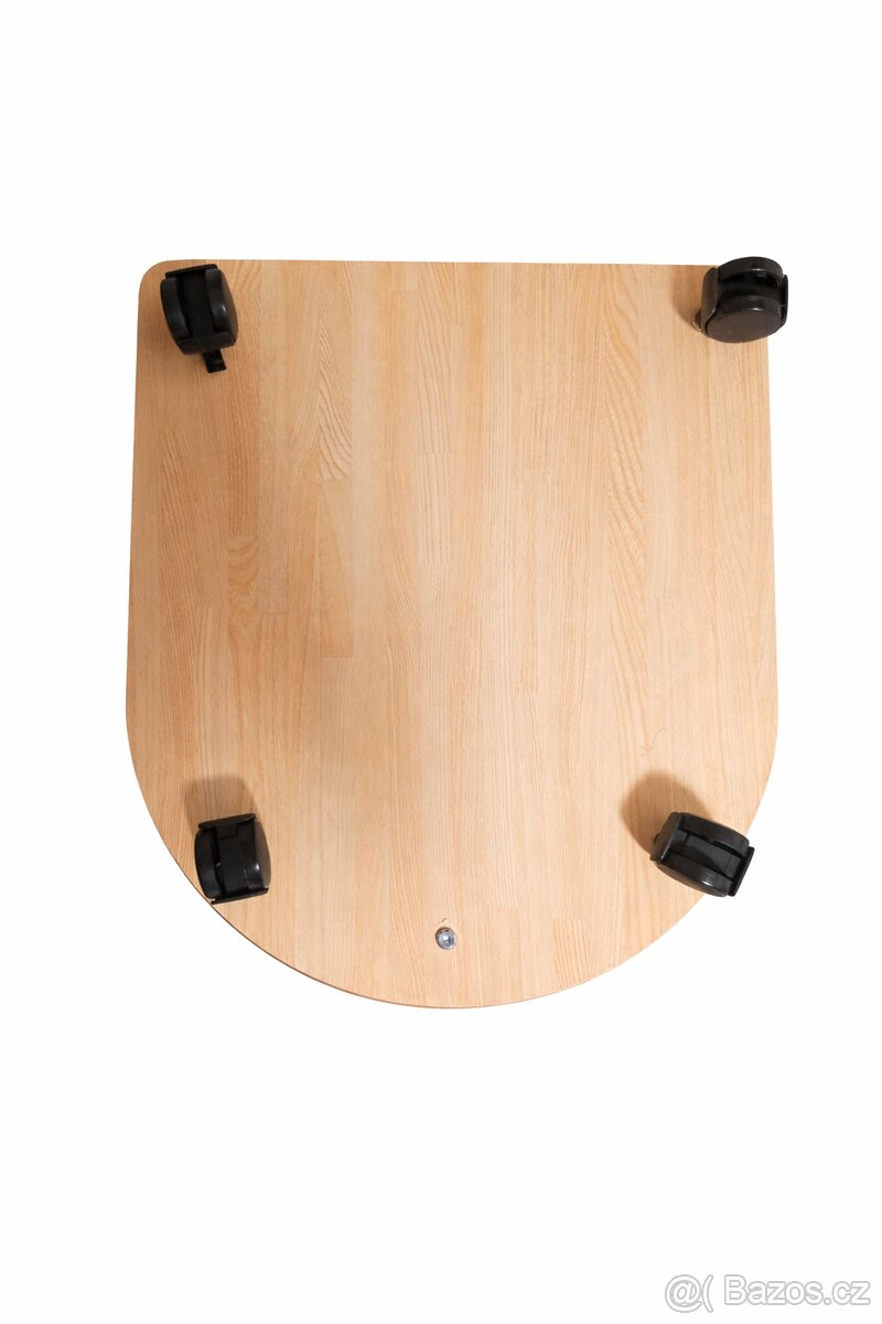 Konferenční stolek s kolečky - 2