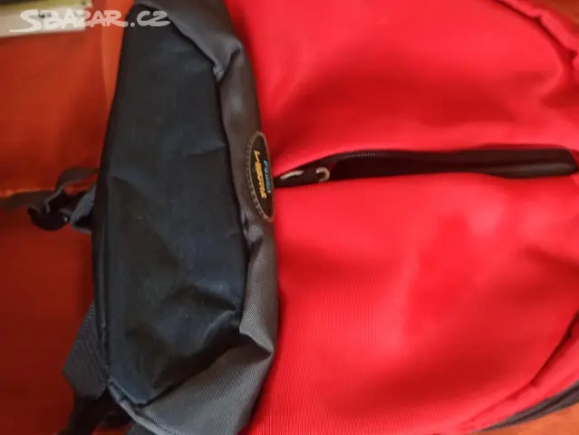 Červený dětský batoh - 2