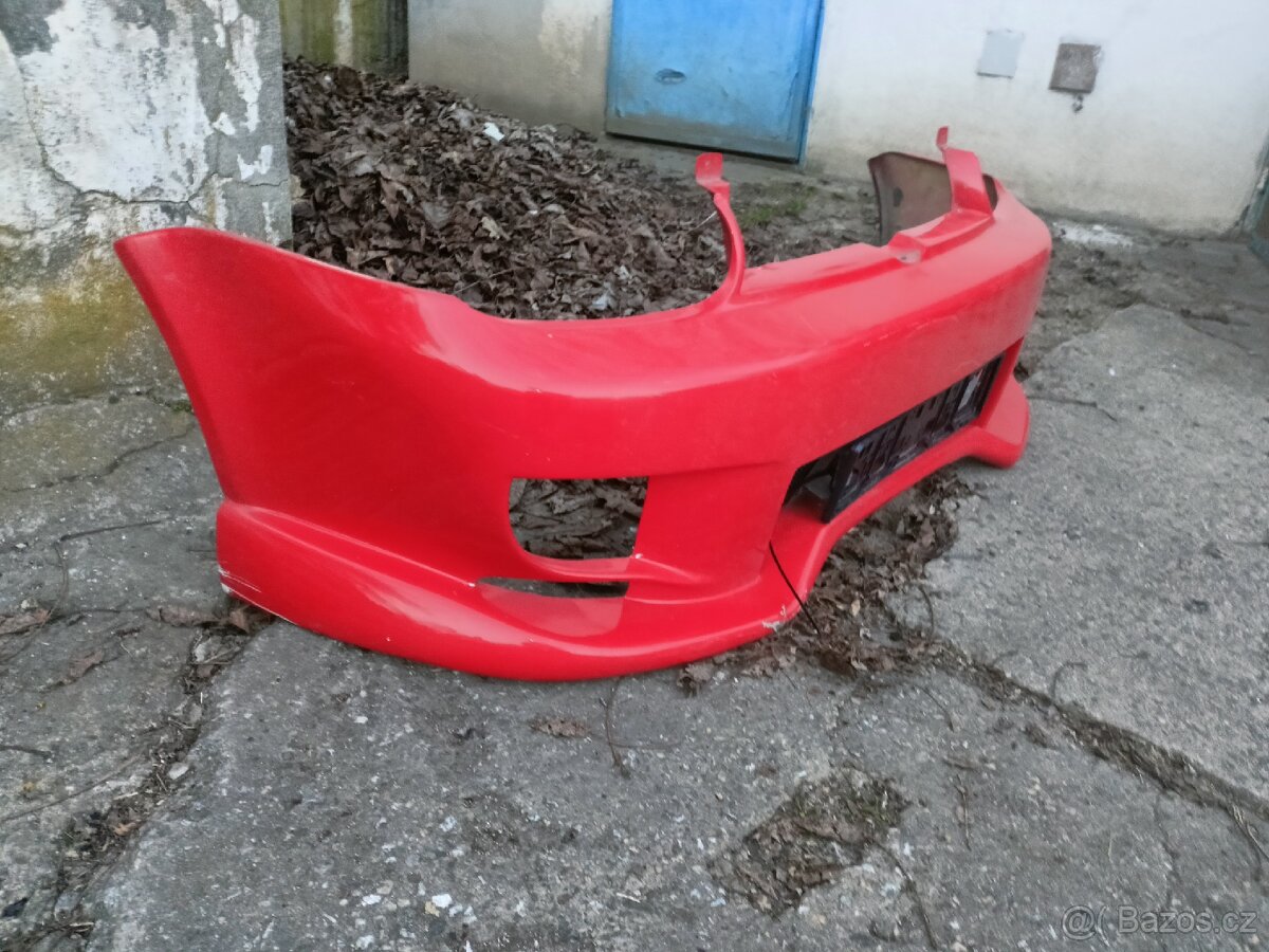 Přední nárazník Golf IV - 2