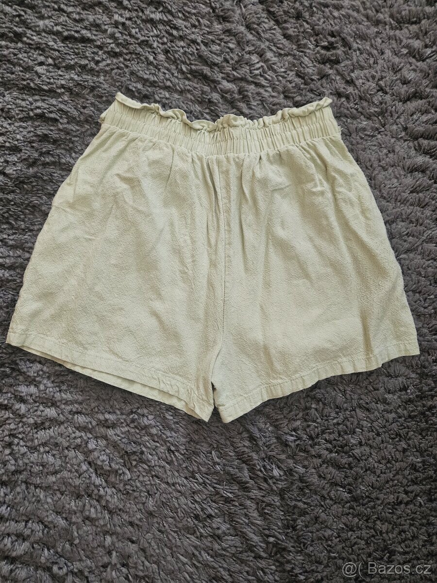 Dámské zelené kraťasy - 2