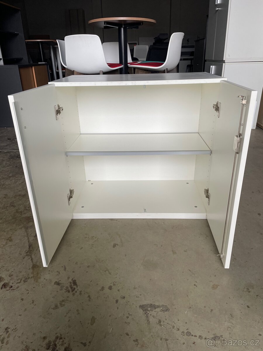 Skříňka menší - 2