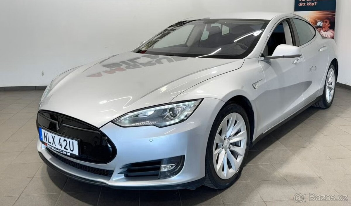 TESLA MODEL S 85 PERFORMANCE - 2