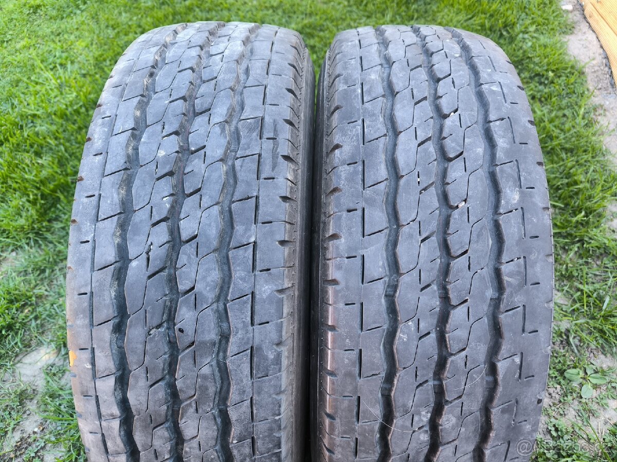 Firestone 225/70/15C - 2