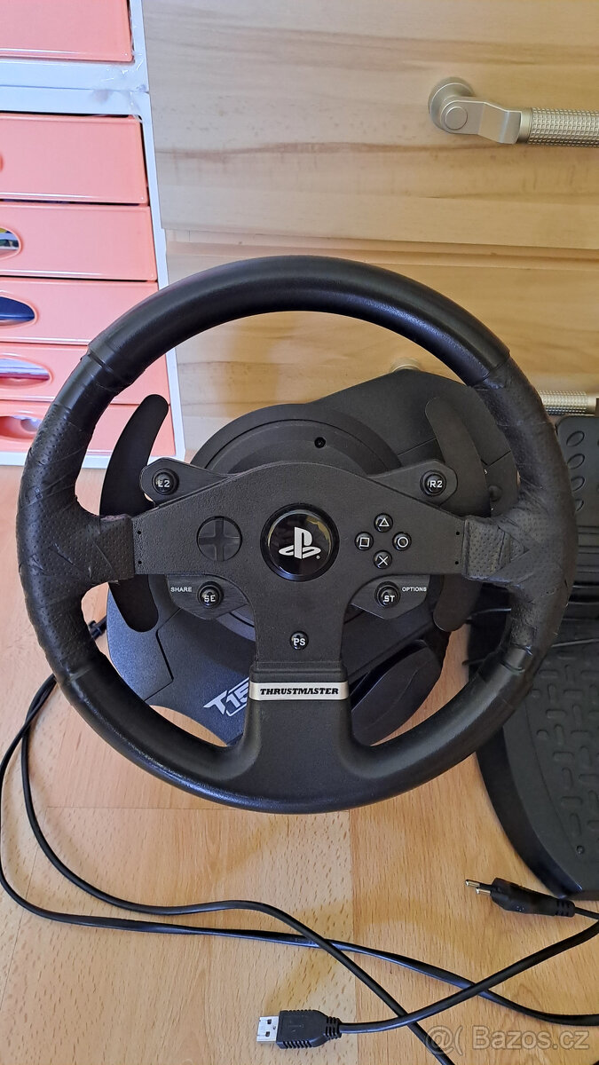 Thrustmaster T150 s pedály - 2