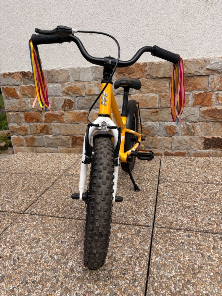 dětské kolo 16 - 2