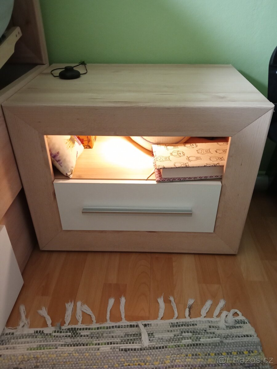 Noční stolky - 2