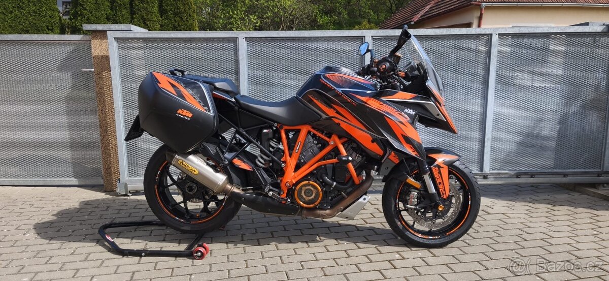 KTM Super Duke GT - 2
