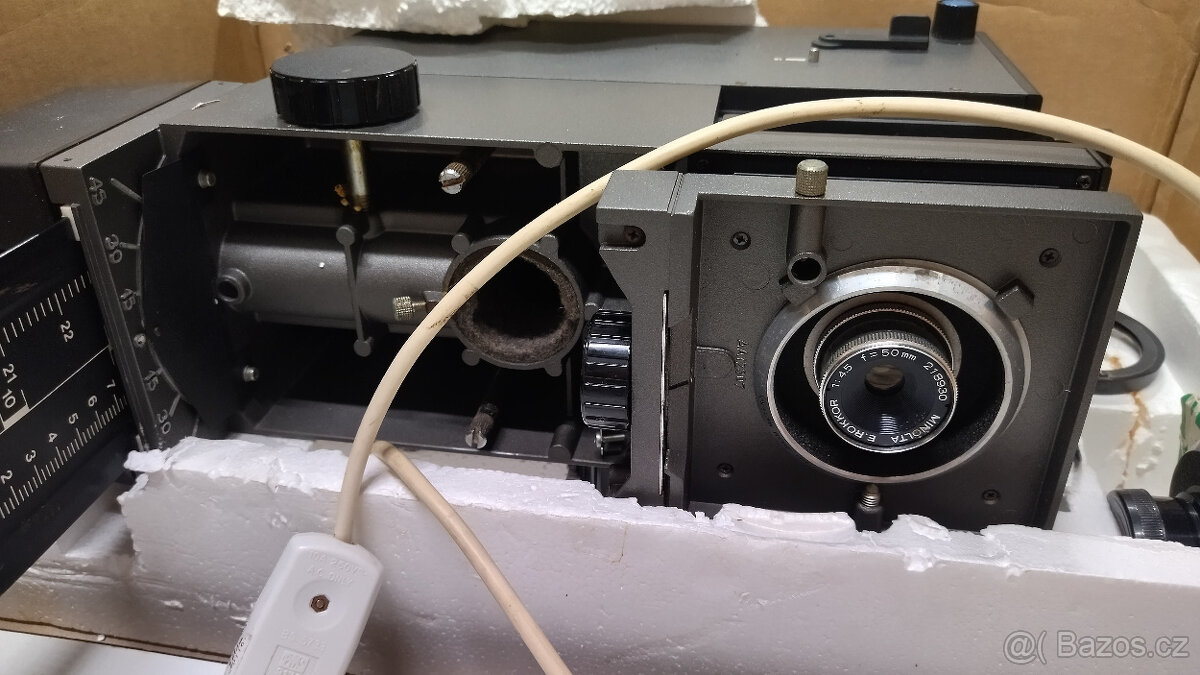 zvětšovák DURST M605 s barevnou hlavou - 2