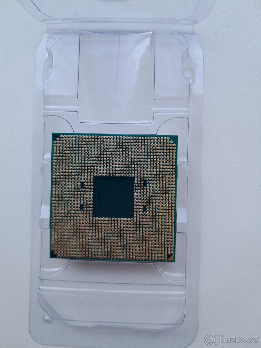 AMD Ryzen 5 2600 + Wraith Stealth chladič - 2