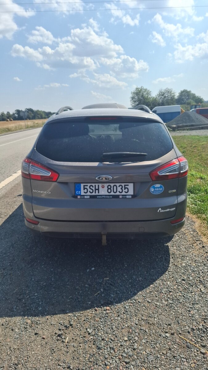 Ford mondeo na náhradní díly - 2