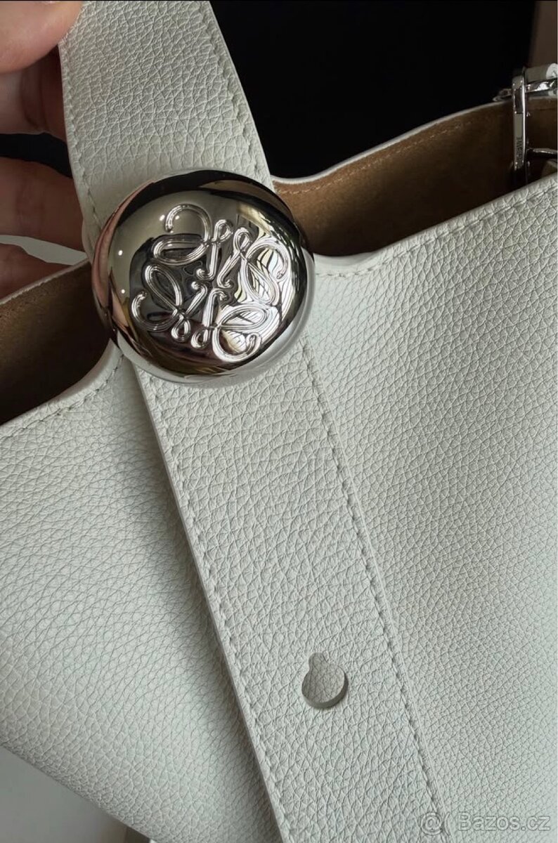Nádherná kabelka Loewe Pebble - 2