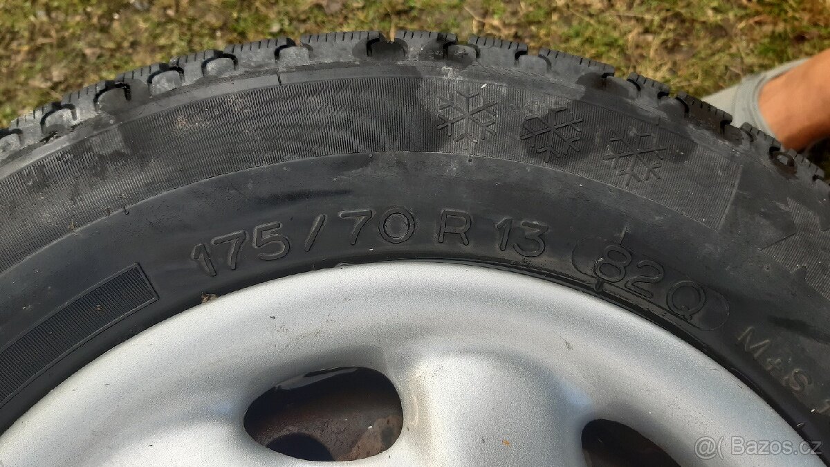 Kola Ford 175/70R13 - 2