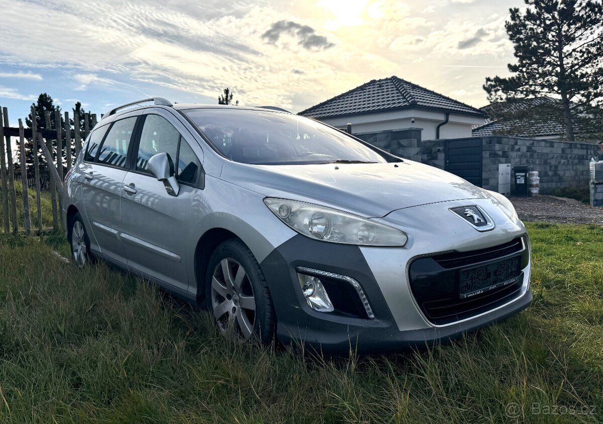 Peugeot 308sw 1.6 HDI - na náhradní díly nebo oprava motoru - 2