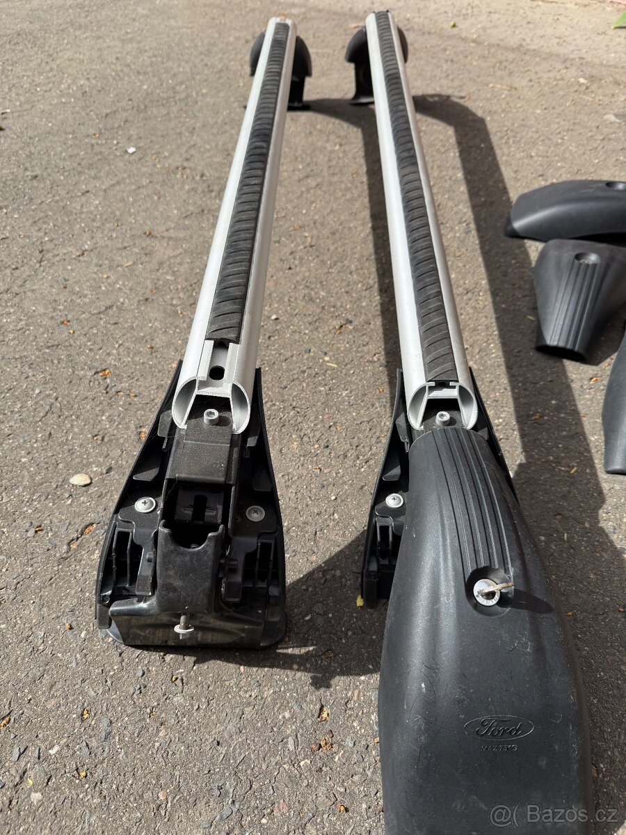 Originál alu střešní nosič Ford Focus III 5dv. hatch (2011-) - 2