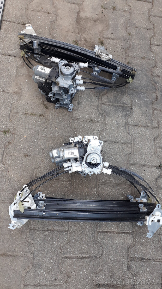 Díly dveří,zámek aj. díly Nissan Pathfinder/Nissan Navara - 2