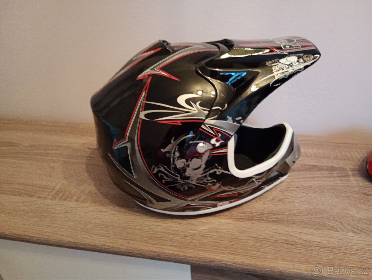 Dětská helma nová na čtyřkolku nebo motorku - 2