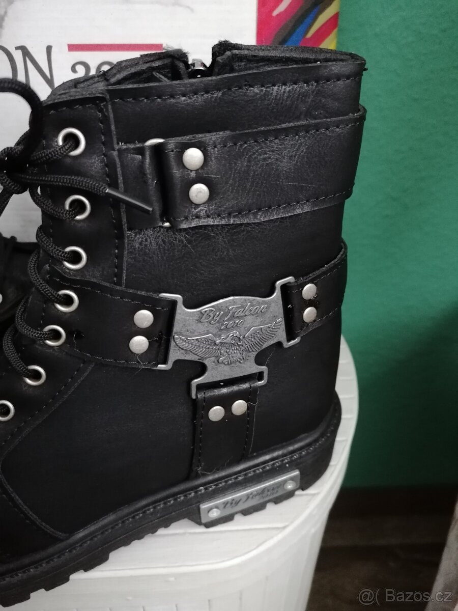 Kotníčkové boty By Falcon - 2