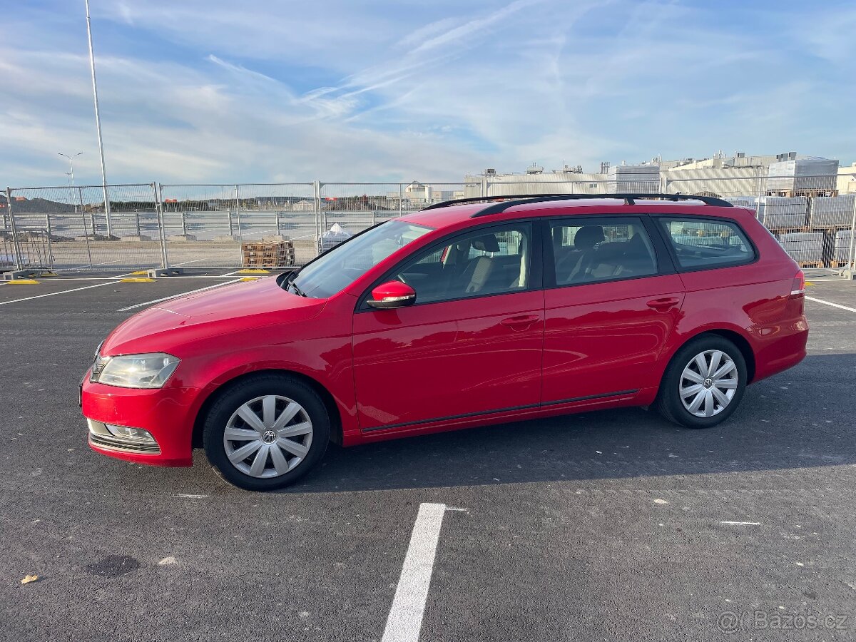 VW Passat B7, 1,6 TDI, tažné, digi klima, servisní kniha - 2