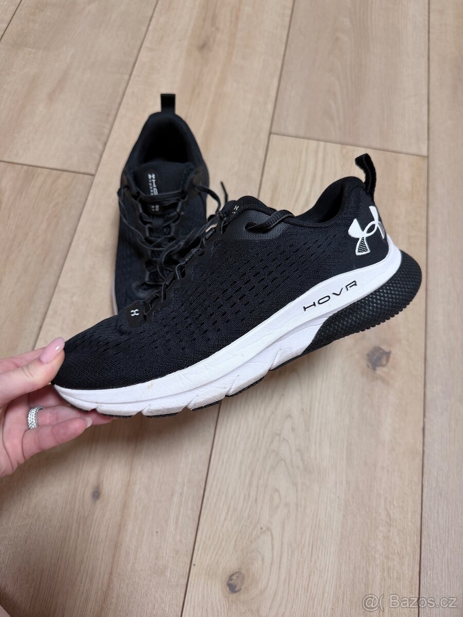 Boty under armour hovr Turbulence - 2
