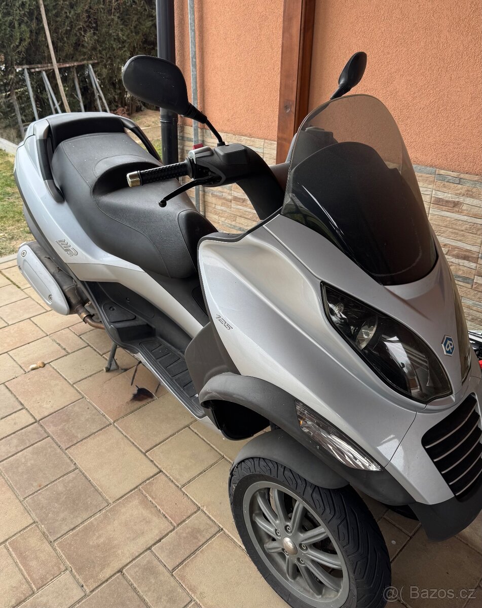 Piaggio mp3 125 - 2