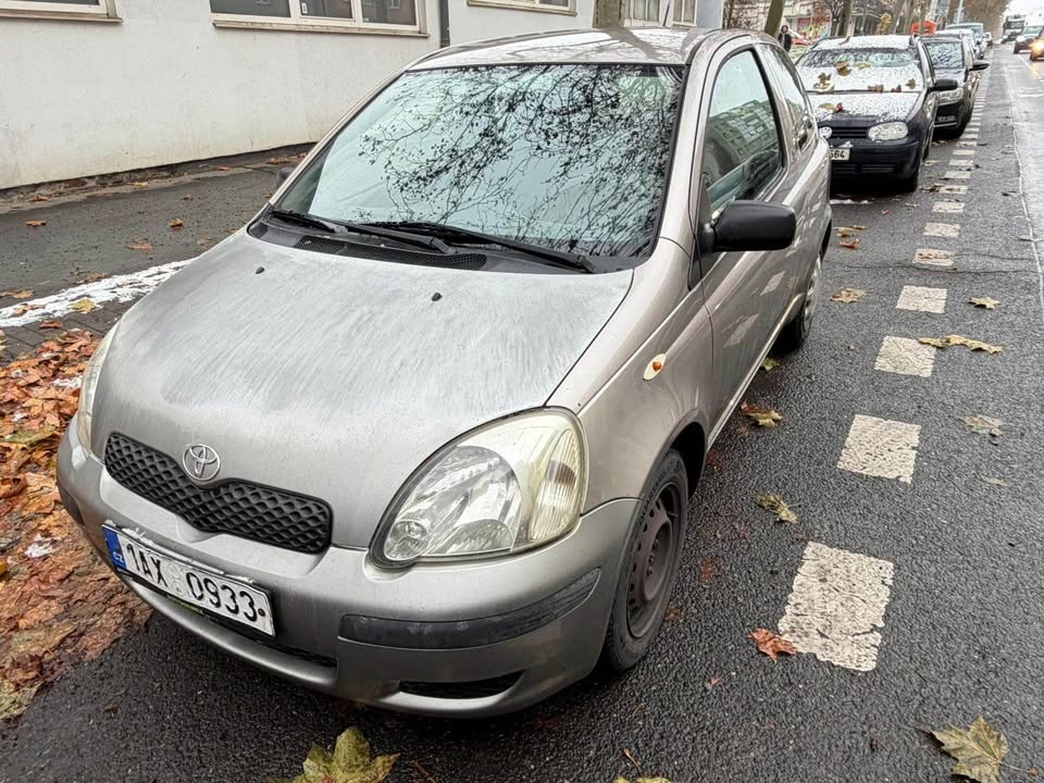 Toyota Yaris 1,0 - 2