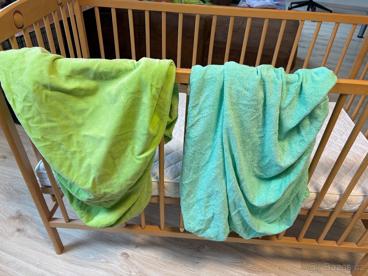 Polohovatelná postýlka pro batolata - 2