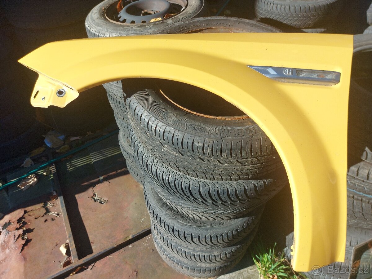 OPEL TIGRA B TWINTOP CABRIO - přední blatník - 2