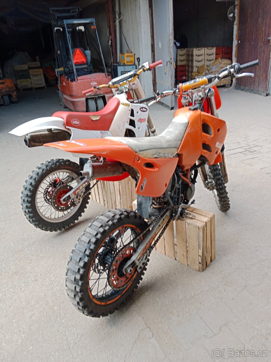 2x KTM 125
