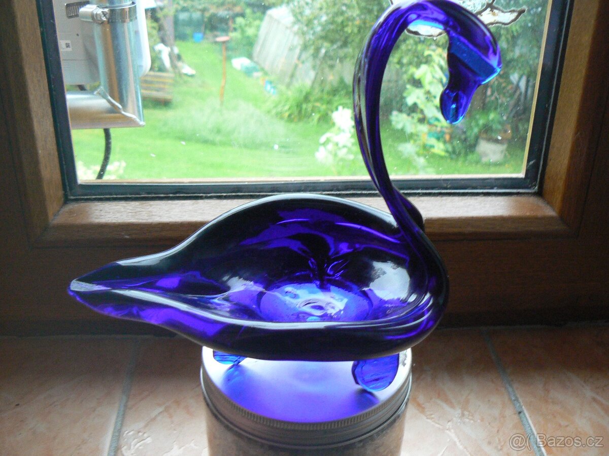 Skleněná Labuť-hutní sklo - 2