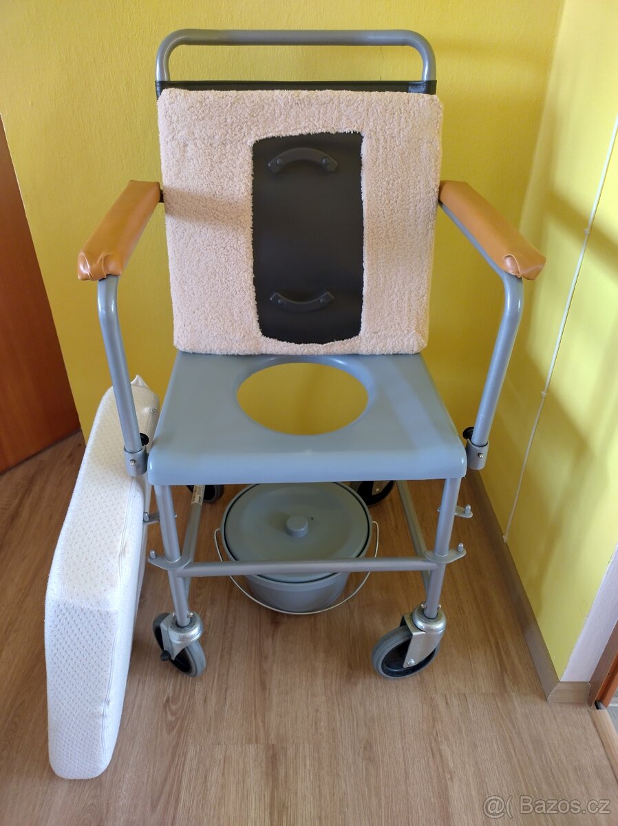 Toaletní křeslo - 2