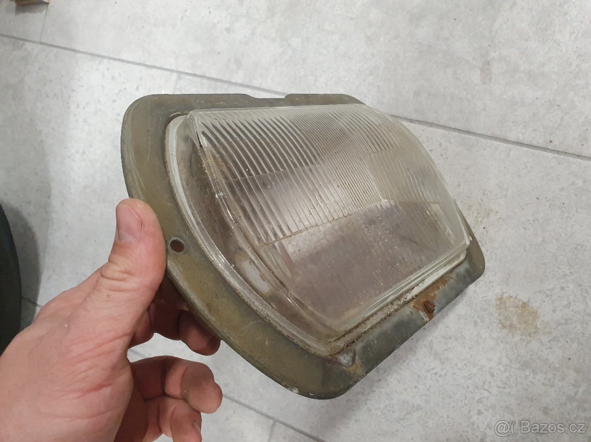 Svetla Moskvič 2140 - 2