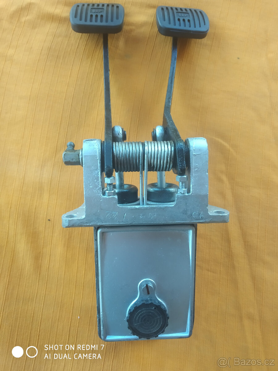 pedalova sestava skoda 1000 mb - 2