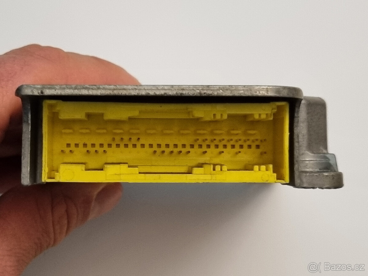 Prodám řídící jednotka airbagu VW - 2