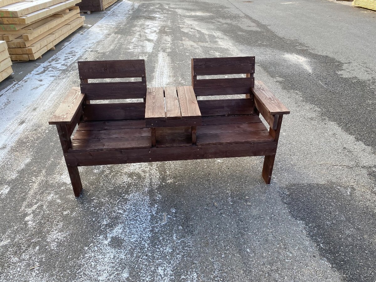 Zahradní lavička s odkládacím stolkem - 2