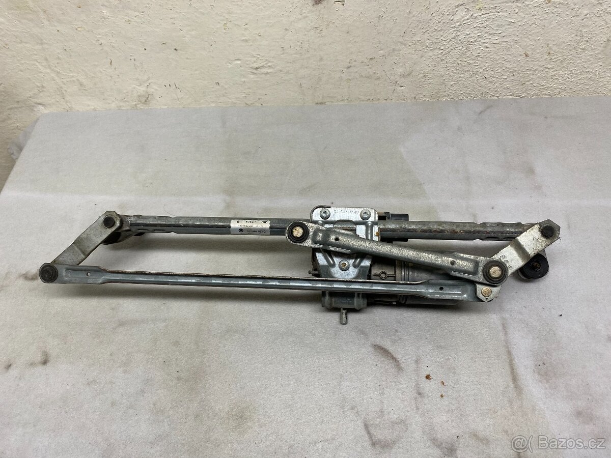 VW GOLF 5 2003-2008 - MOTOREK PŘEDNÍCH STĚRAČŮ - 2